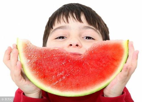 荣小兔头吃瓜,揭秘娱乐圈背后的秘密